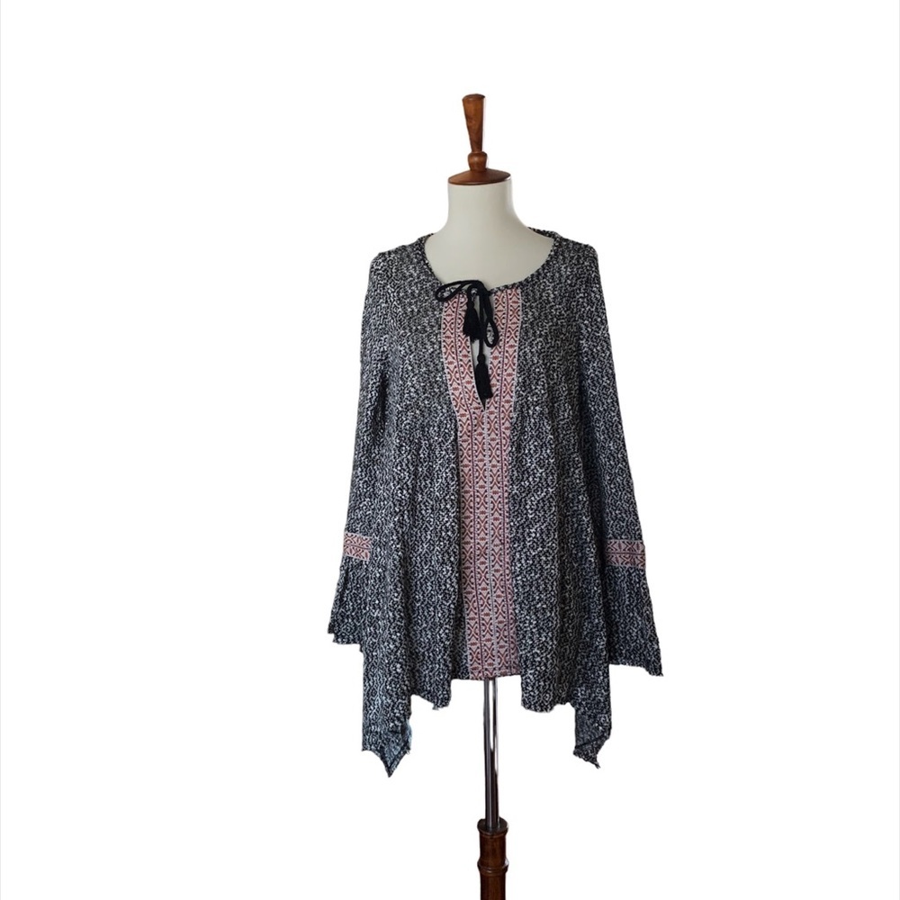 Altar'd State Boho Oversized Top Size Small - Picture 1 of 8